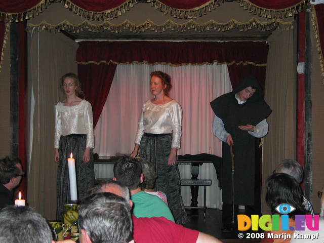 26981 Performers at Dunguaire Castle